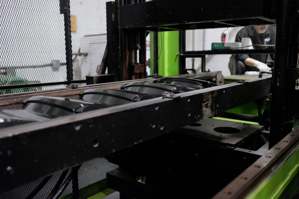 Second angle of In-line Thermoforming﻿ in action